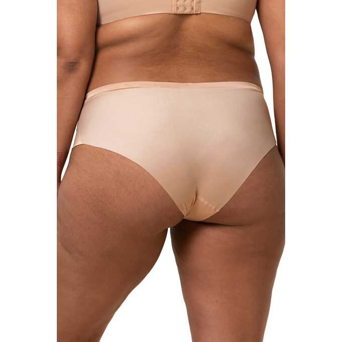 Triumph figi 10193532 BodyMakeup hipster EP beż 36